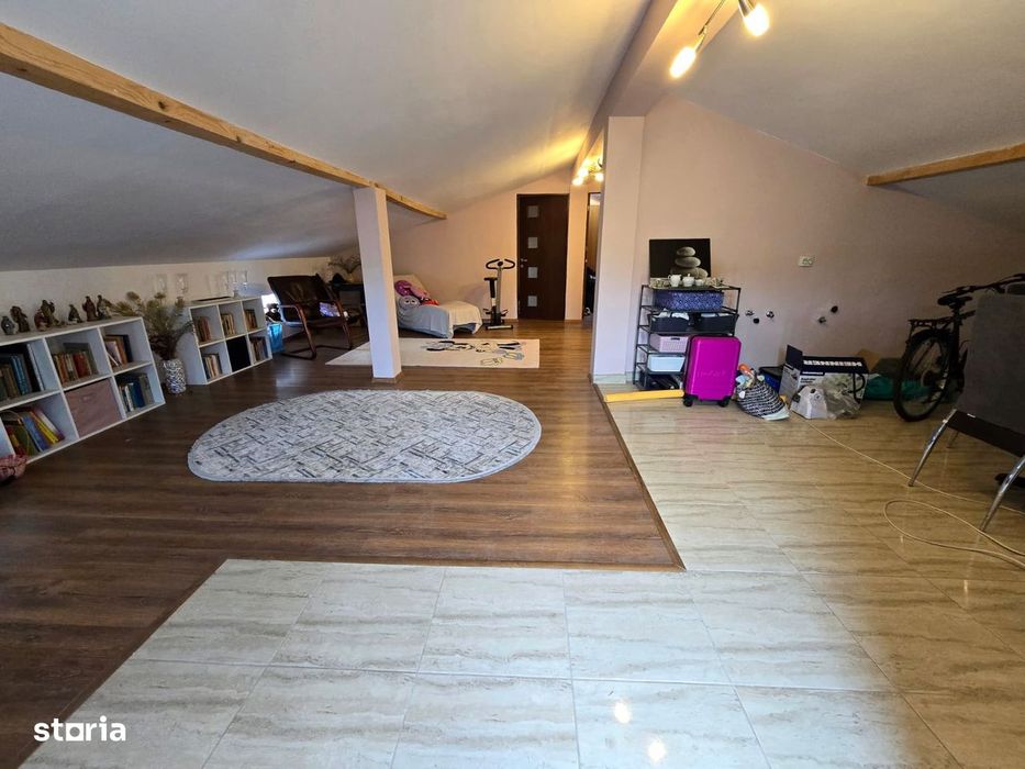 Casa in cart. 23 August, constructie 2012, supra. 250mp, mob/utilata.