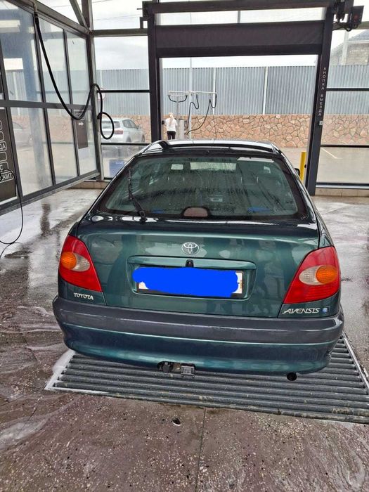 Продам тойота авенсис