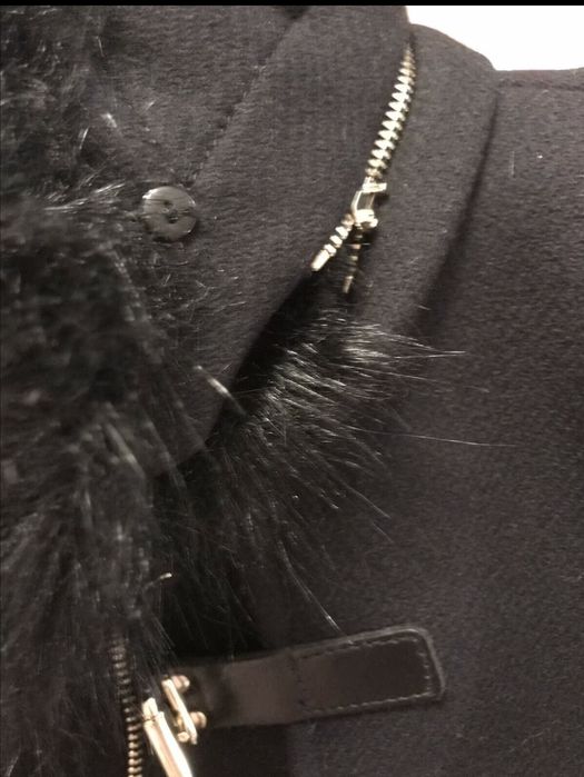 Уникално палто на Zara