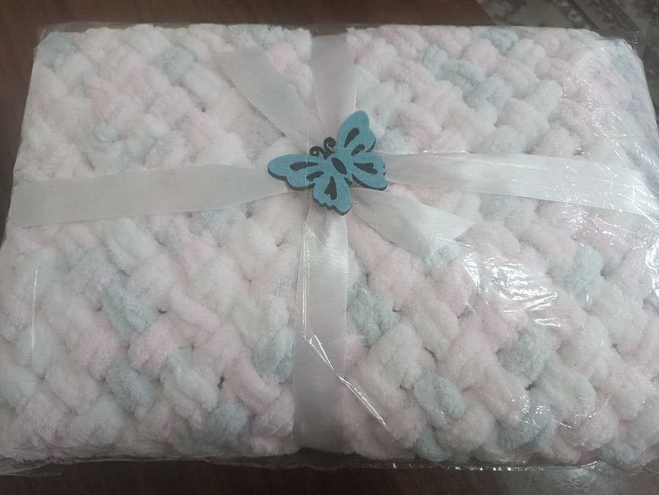 Плед детский вязанный