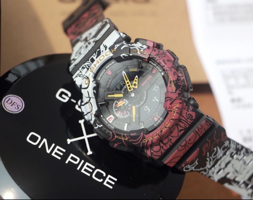 Часовник G-Shock x One piece