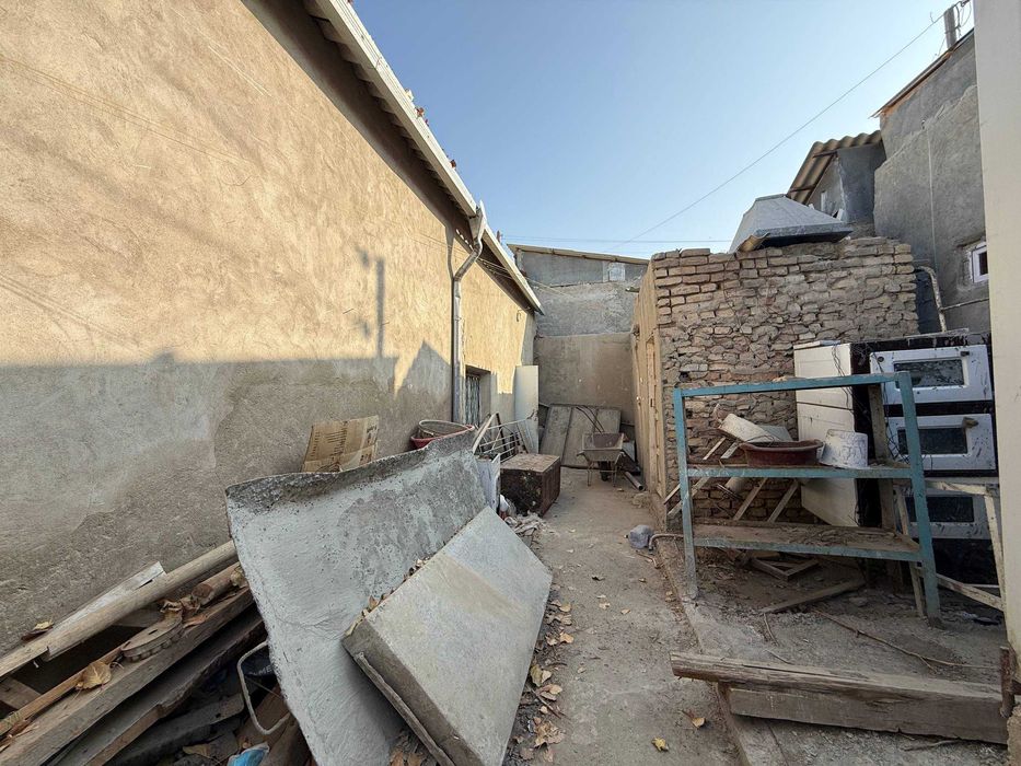 SHAHAR MARKAZIDAN 1.5 SOTIQLI hovli sotiladi  #a705