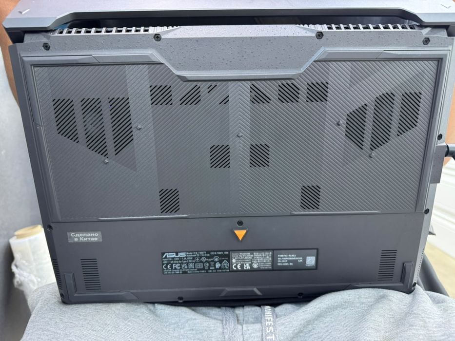 Asus Tuff новый срочно продам