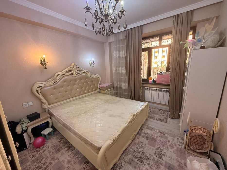 Шота Руставели Площaдь-50m2 2/5/8
ЖК-Hausmeister-Service/Кадастр есть