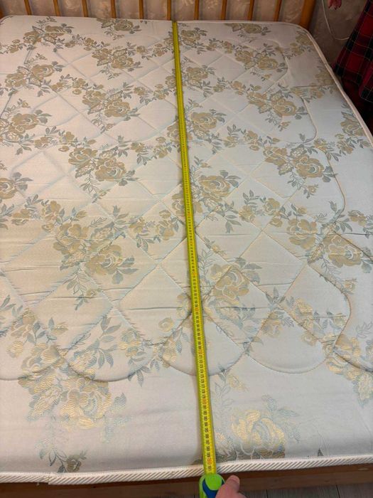 Матрак за спалня