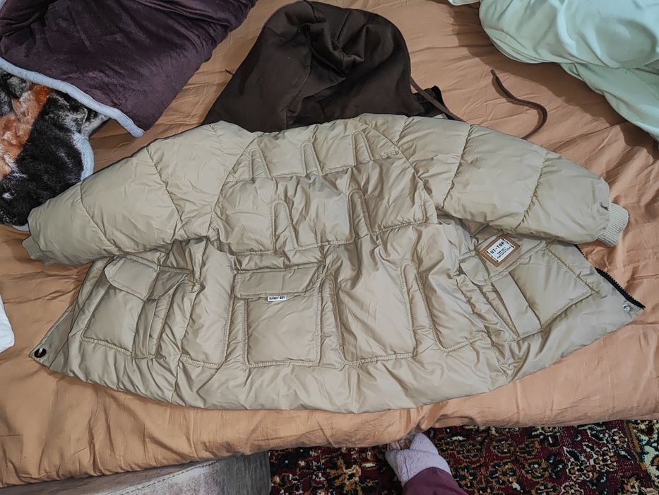 Зимняя куртка для мальчика примерно 5-7лет