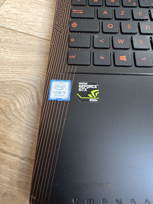 Asus R510V GTX 950m