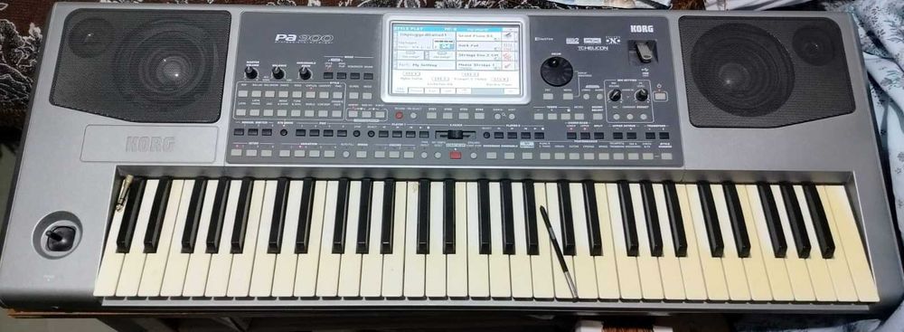 Синтезатор Korg PA900