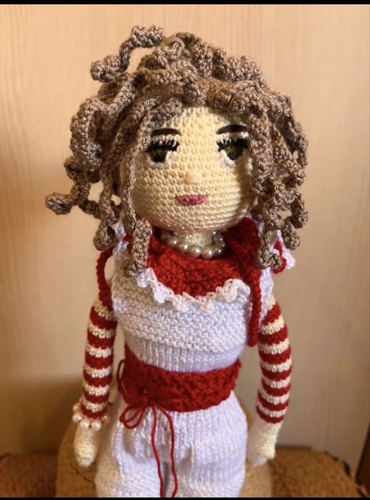Papusa crosetata manual Amigurumi