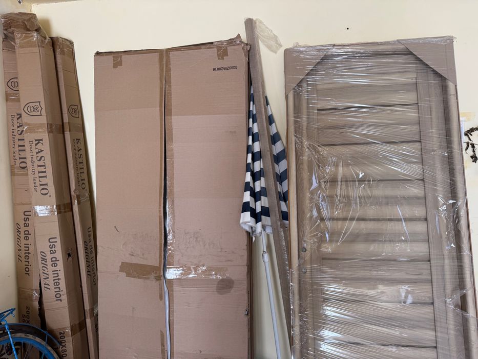 4 uși Castilio echipate