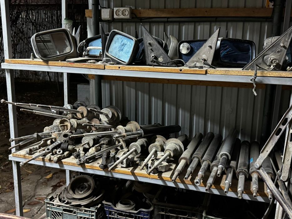 BMW e34. Разбор Есть всё. Возможна отправка.