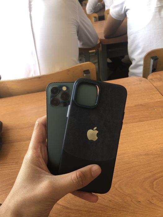 Iphone 12 pro amerika region srochna sotiladi