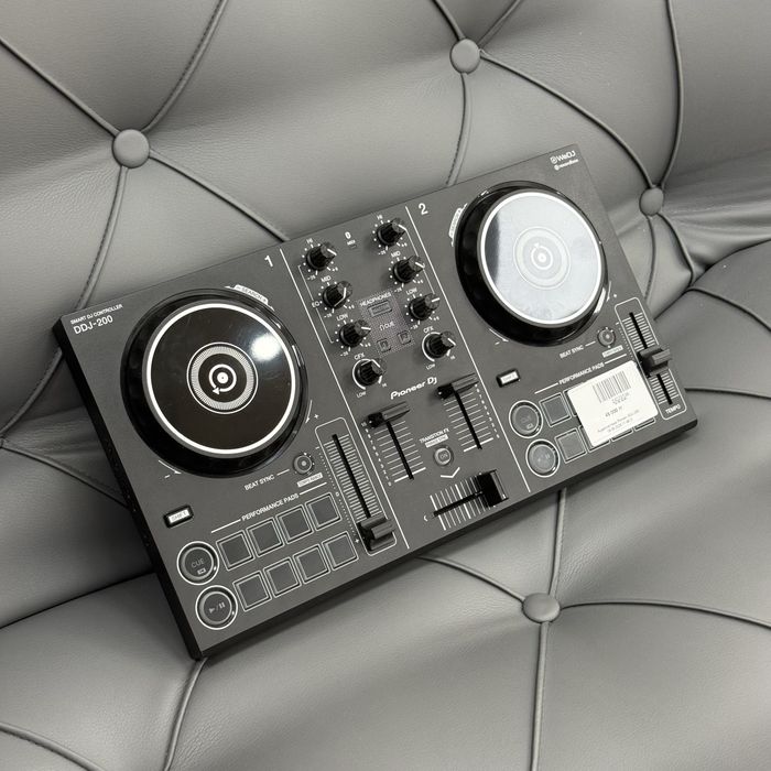 DJ контроллер Pioneer DDJ-200 | DJ пульт