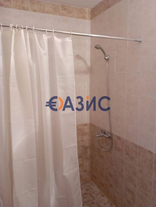 Продава се Тристаен апартамент в к.к. Слънчев бряг - 70 кв.м за 540 €/кв.м - Снимка #8