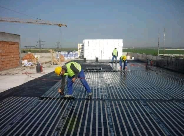 Reparații acoperișuri hidroizolații membrană construcții firmă acoperi