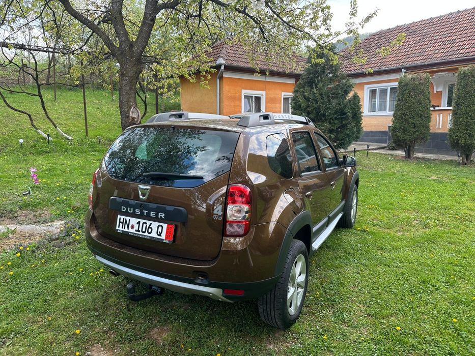 Dacia Duster Prestige 2015 4x4 1.6 benzina Navi/Incalzire scaune/Piele