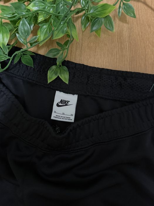 Анцунг Nike Air Max
