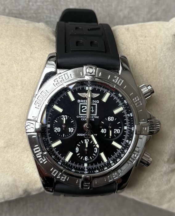 Breitling Blackbird chronometre A44359