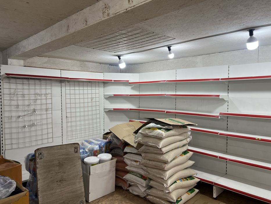 Продам стеллажи