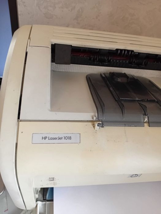 Принтер HP LaserJet 1018