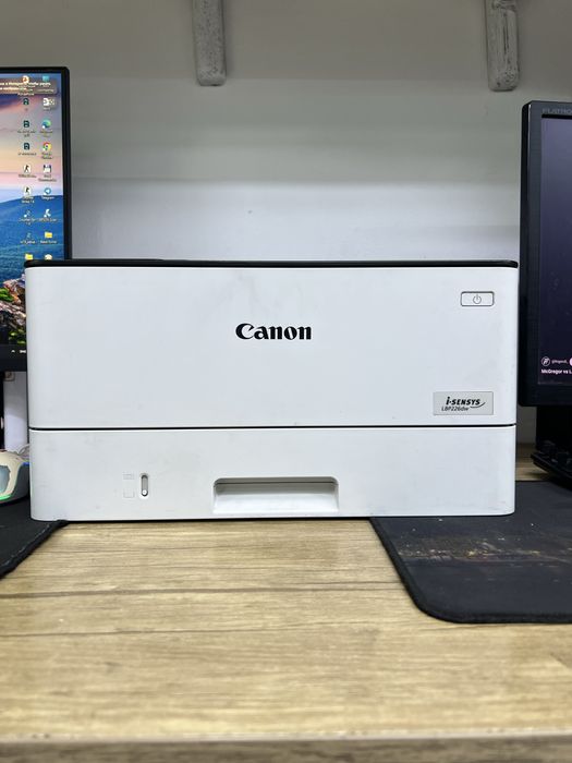 Продаю принтер б/у canon лбп 226