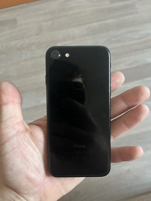 Продам айфон 7 торг