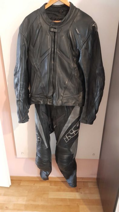 Мотоекипировка ixs 2 части или цял