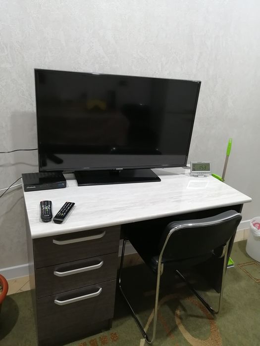 Продам телевизор