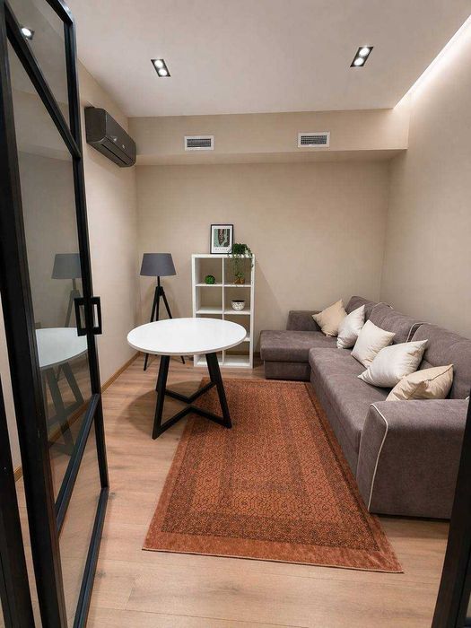 ПРОДАЁТСЯ 3/5/10 квартира в ЖК "Казахстан" на Ц6 метро Минор