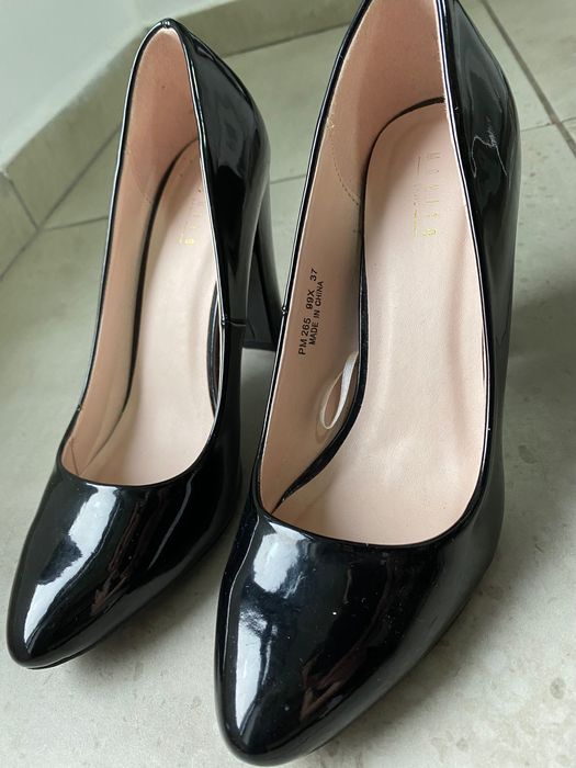 Pantofi negri lac toc gros