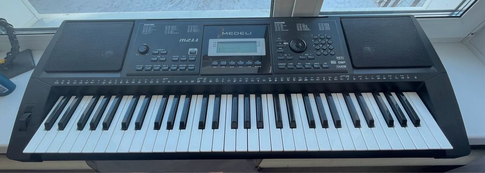 Синтезатор medeli