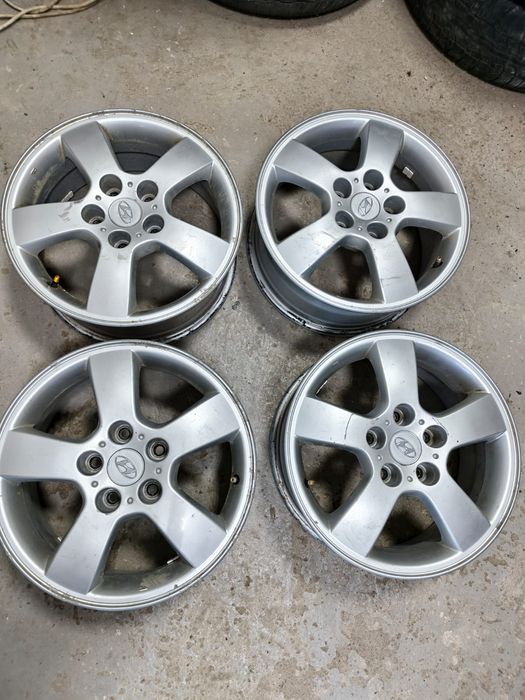 Продам оригинальные диски R16 5/114.3