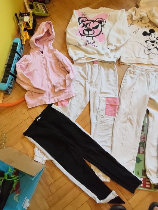 Лот дрешки 9-10г, общо 25 euro