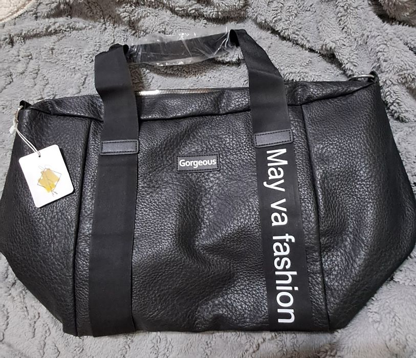 Продам женскую сумку.