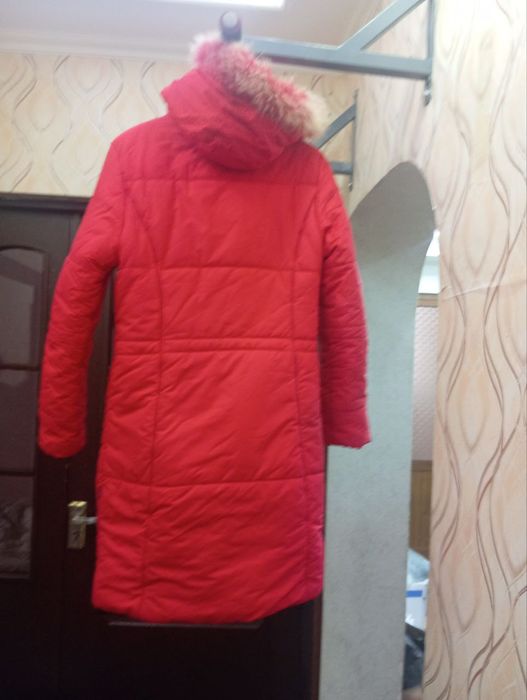 Kurtka qishki issiq