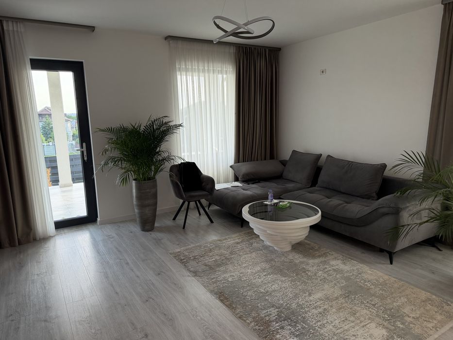 Vand casa/vila premium in Stefanestii Noi, cartier Bratieni