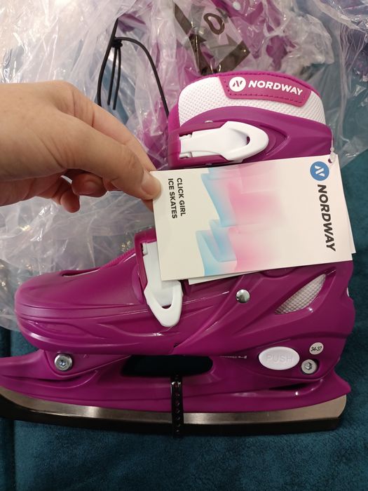 Коньки новые 34-37 размер