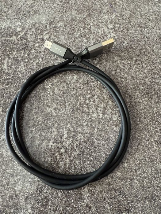 Продам зарядное устройство от iPhone оригинал