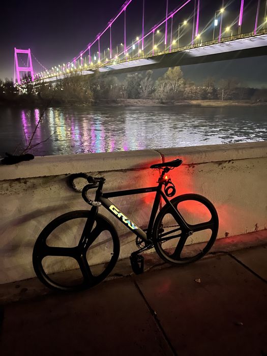 Gray f10 фикс велосипед