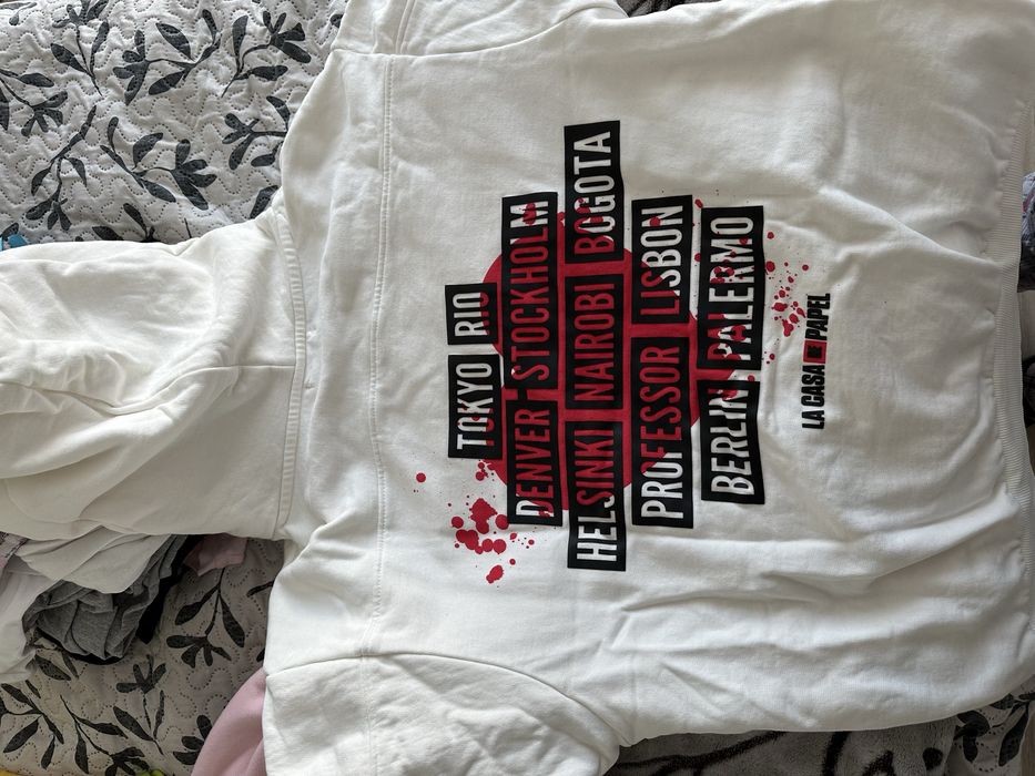 Суичър Money Heist от Reserved
