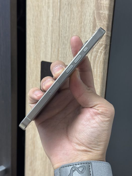  iPhone 15pro 5G 256gb ch/a dual sim natural titanium