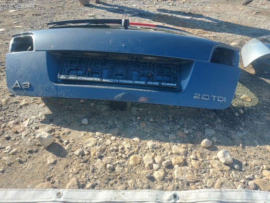 Оригинален Багажник Ауди А3 8P 5 врати  2004- 2009г