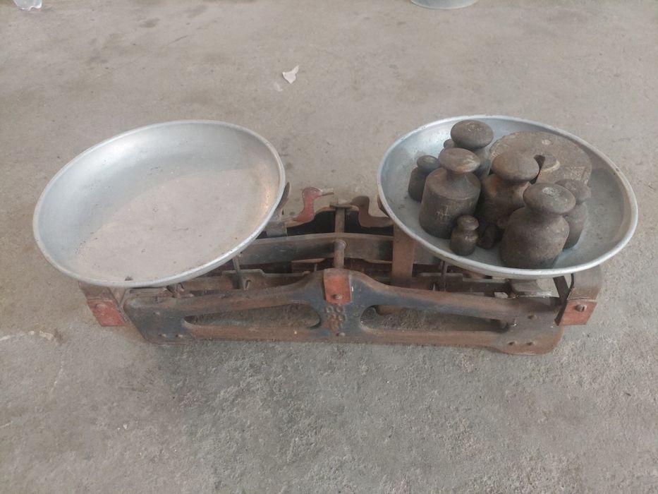 Торози сотилади.