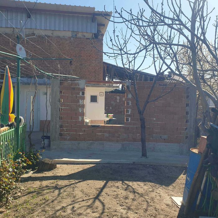 Едноетажна къща, близо до Пловдив