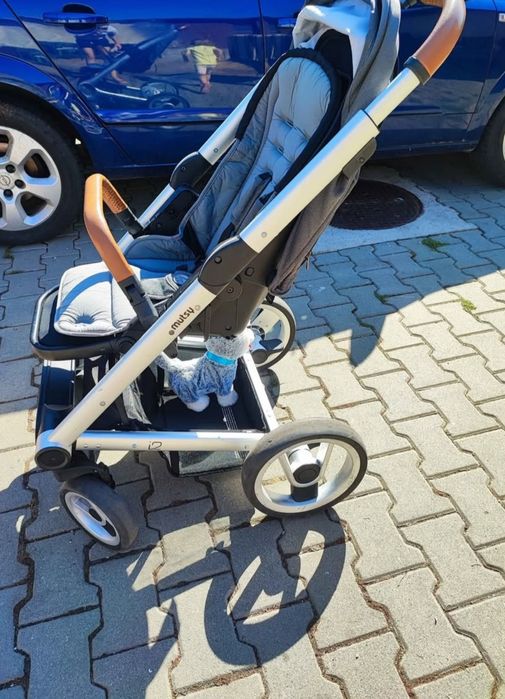 Cărucior 3 in 1 - Mutsy i2 parte sport si landou + scoica Cybex Aton5