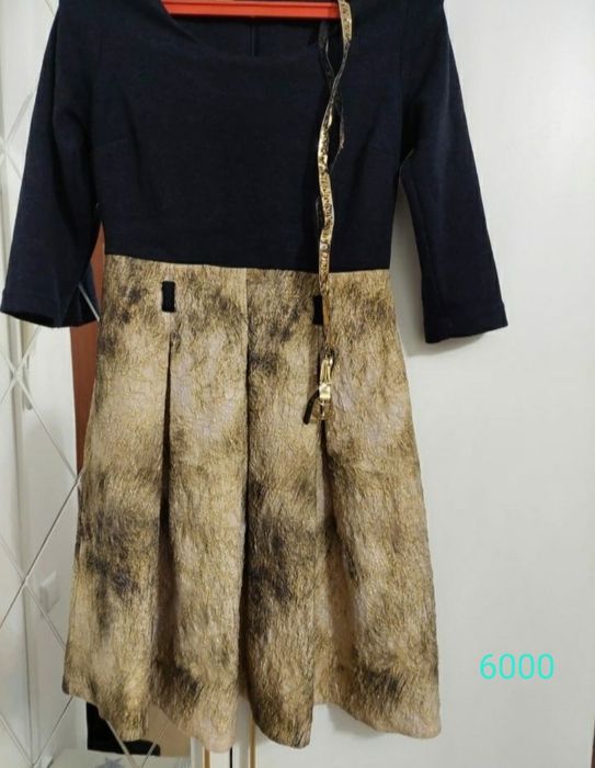 Платьев платьев платьев