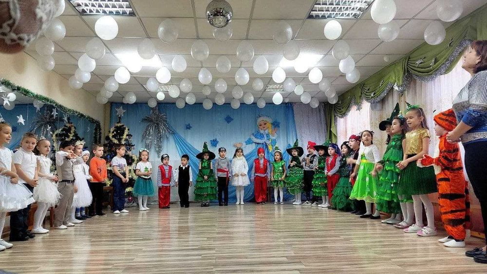 Карнавальные новогодние праздничные костюмы на прокат.