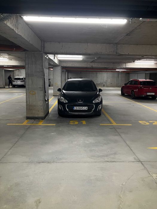 Паркомясто под наем в София Тех Парк - Sofiа Tech Park Склад под наем