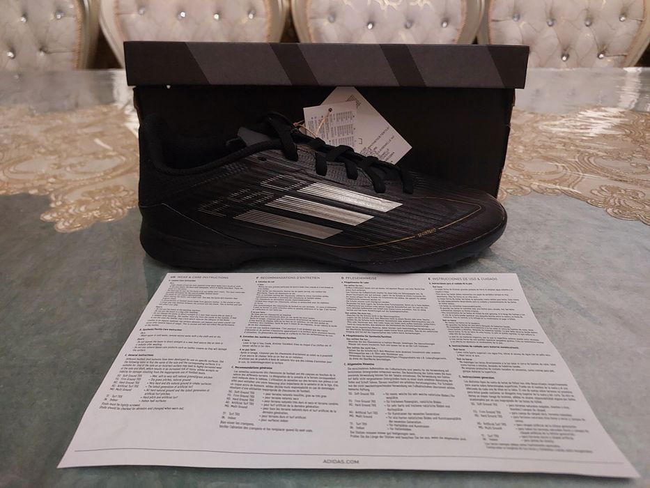 Adidas F50 срочно оригинал есть 40   размер