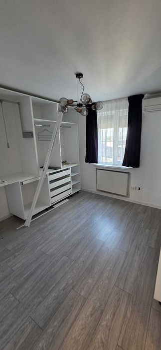 Proprietar vand apartament 4 camere Iulius Mall